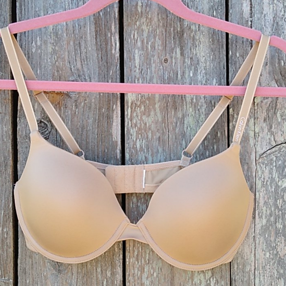 Calvin Klein Smooth Cup Bra 36C nude
